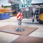 How Mobile Crane Hire Services Ensure Reliable Heavy Lifting Across Various Sites